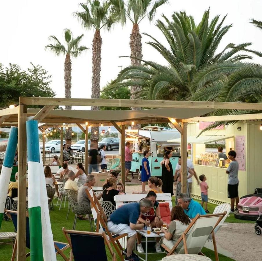 Apto Con Piscina En La Playa Cerca De Vlc Con Ac Пусол Екстериор снимка